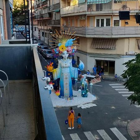Apartamento Comodo A 10 Min Del Centro Alicante Dış mekan fotoğraf