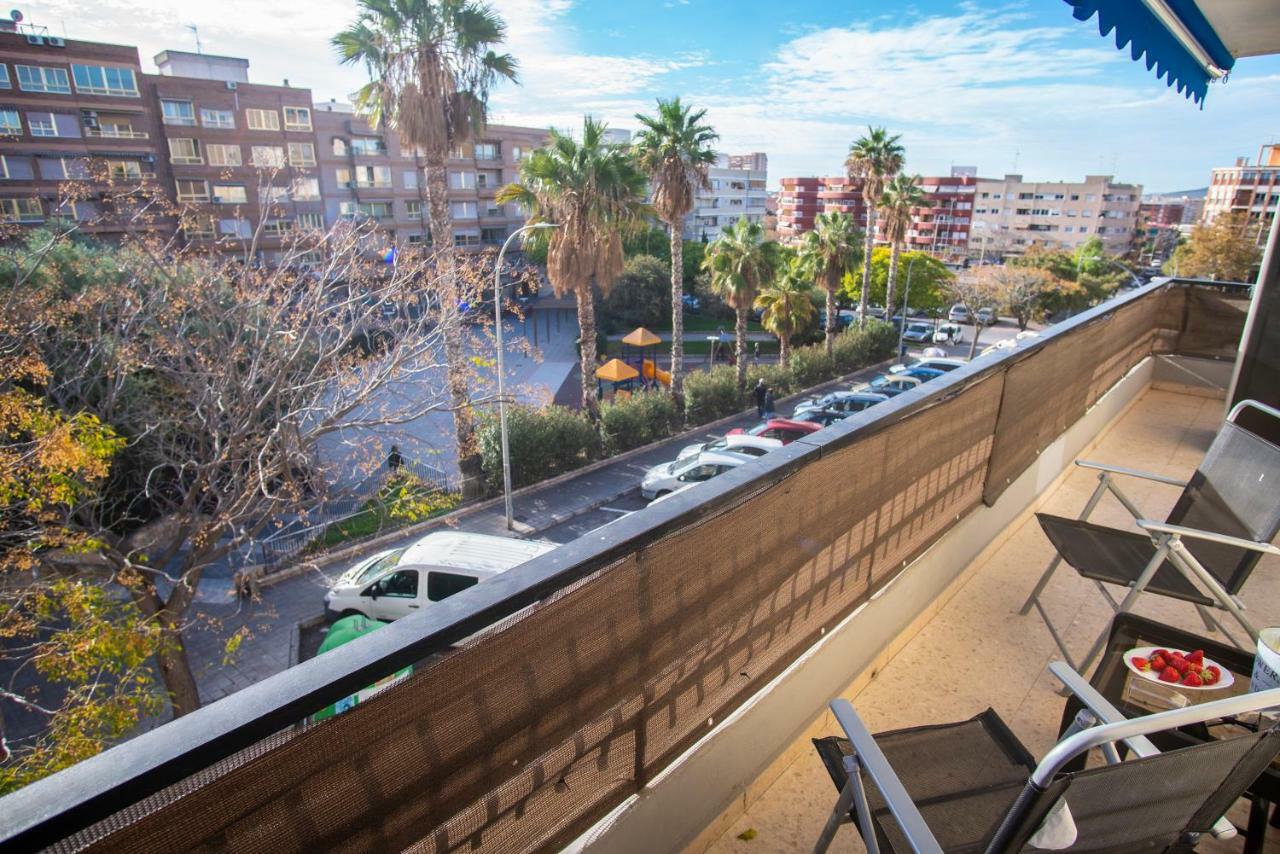Apartamento Comodo A 10 Min Del Centro Alicante Dış mekan fotoğraf